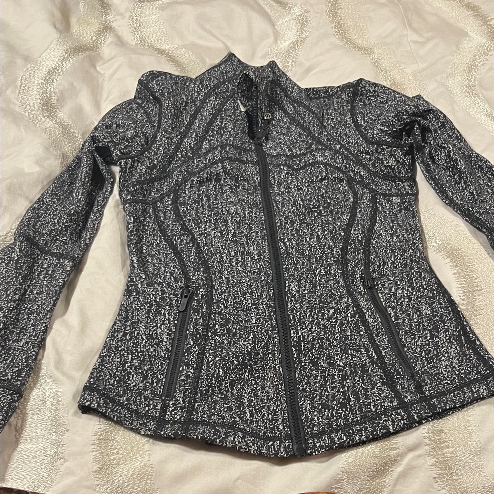 Lululemon Black and Gray Zip-Up Jacket